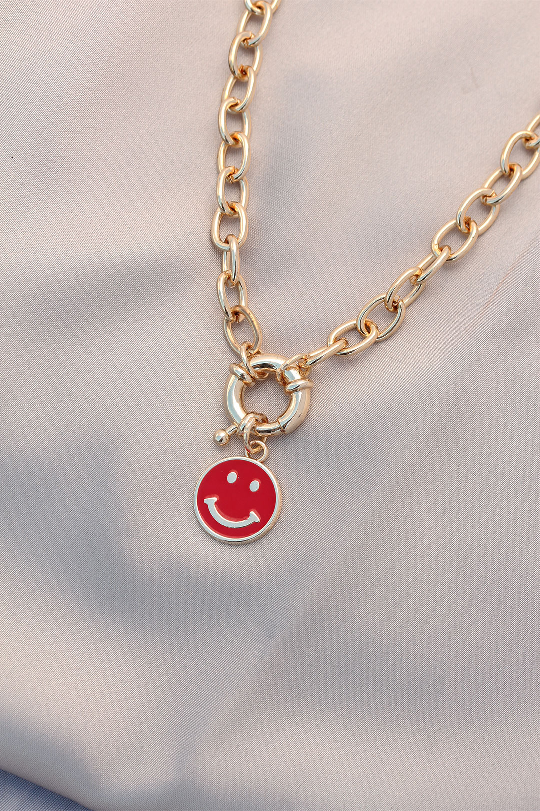 Yeni Sezon Kırmızı Renk Smile Model Retro Gold Metal Kolye