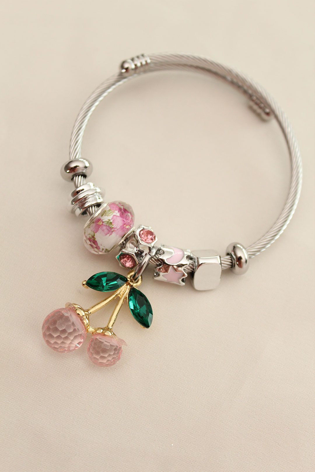 3D Pembe Renk Kiraz Model Taşlı Charm Bilezik