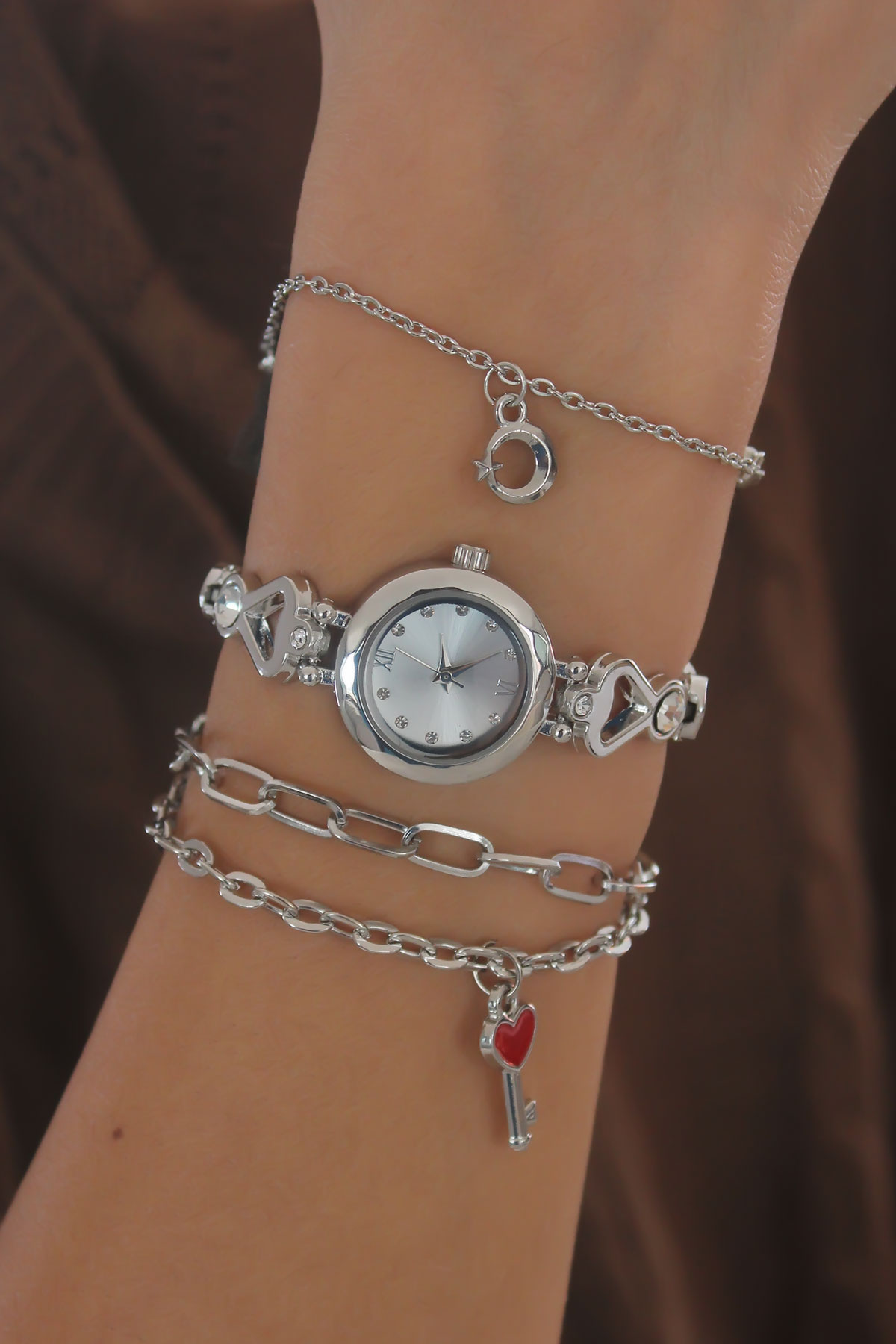Gümüş Renk Zirkon Taşlı Metal Kordonlu Kadın Saat ve Bileklik Kombini