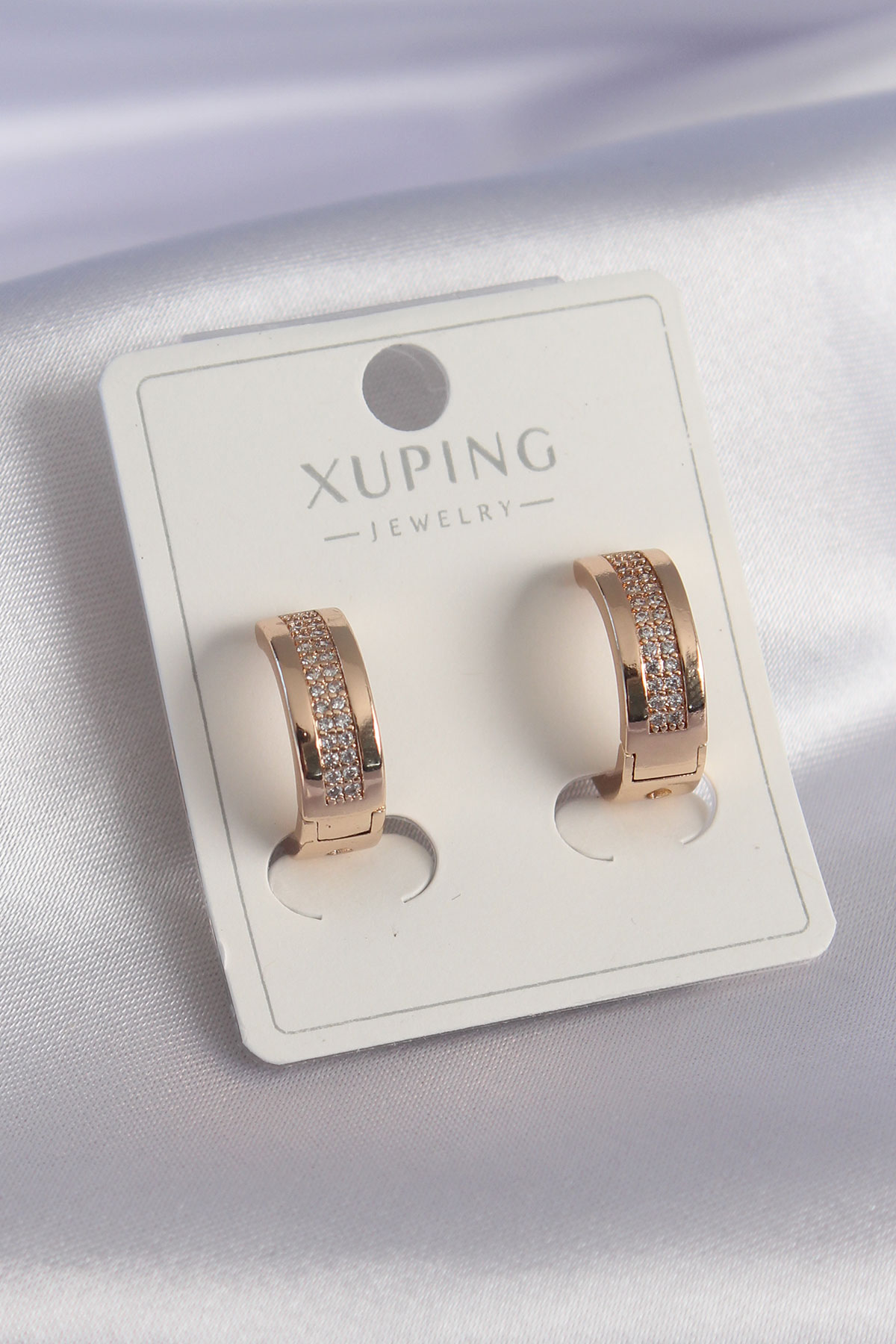 Gold Renk Zirkon Taşlı Xuping Kadın Küpe Gold Renk Zirkon Taşlı Xuping Kadın Küpe