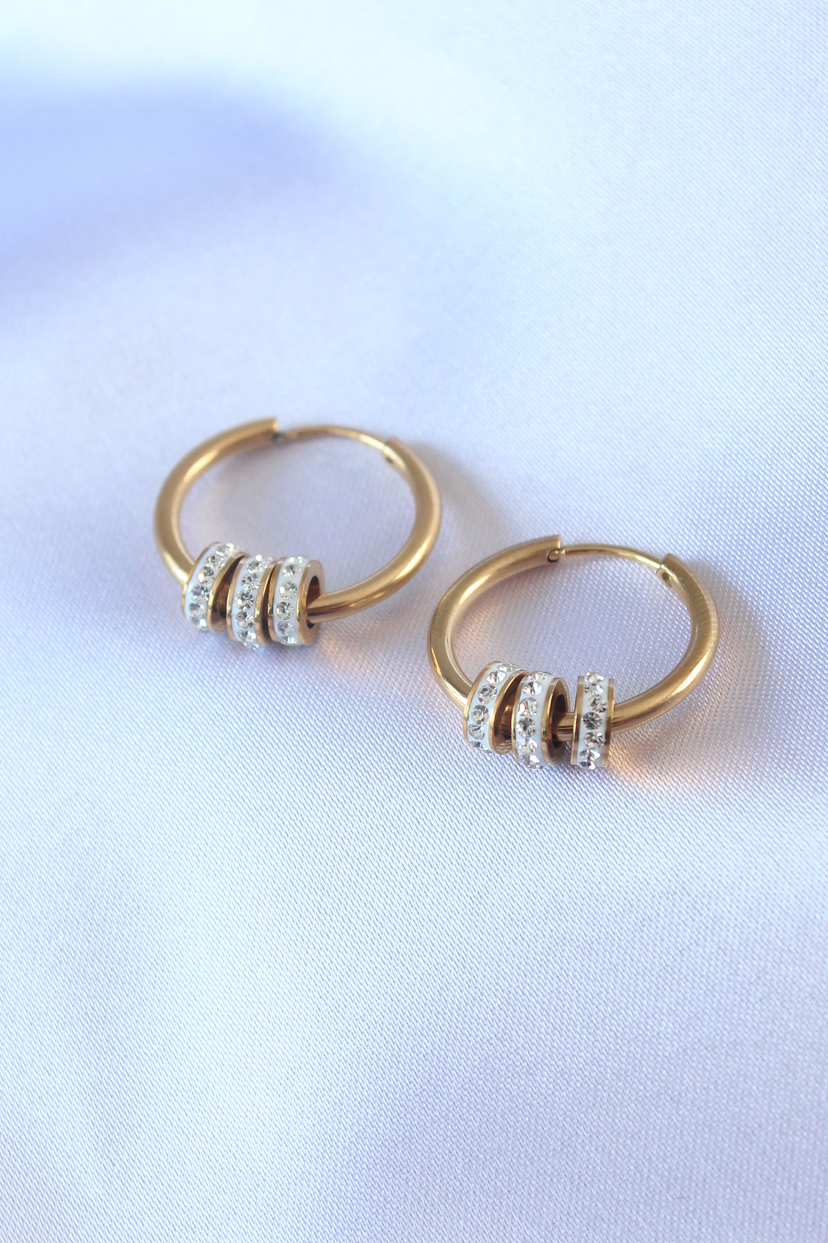 316L Çelik Gold Renk Zirkon Taşlı Kadın Küpe 316L Çelik Gold Renk Zirkon Taşlı Kadın Küpe