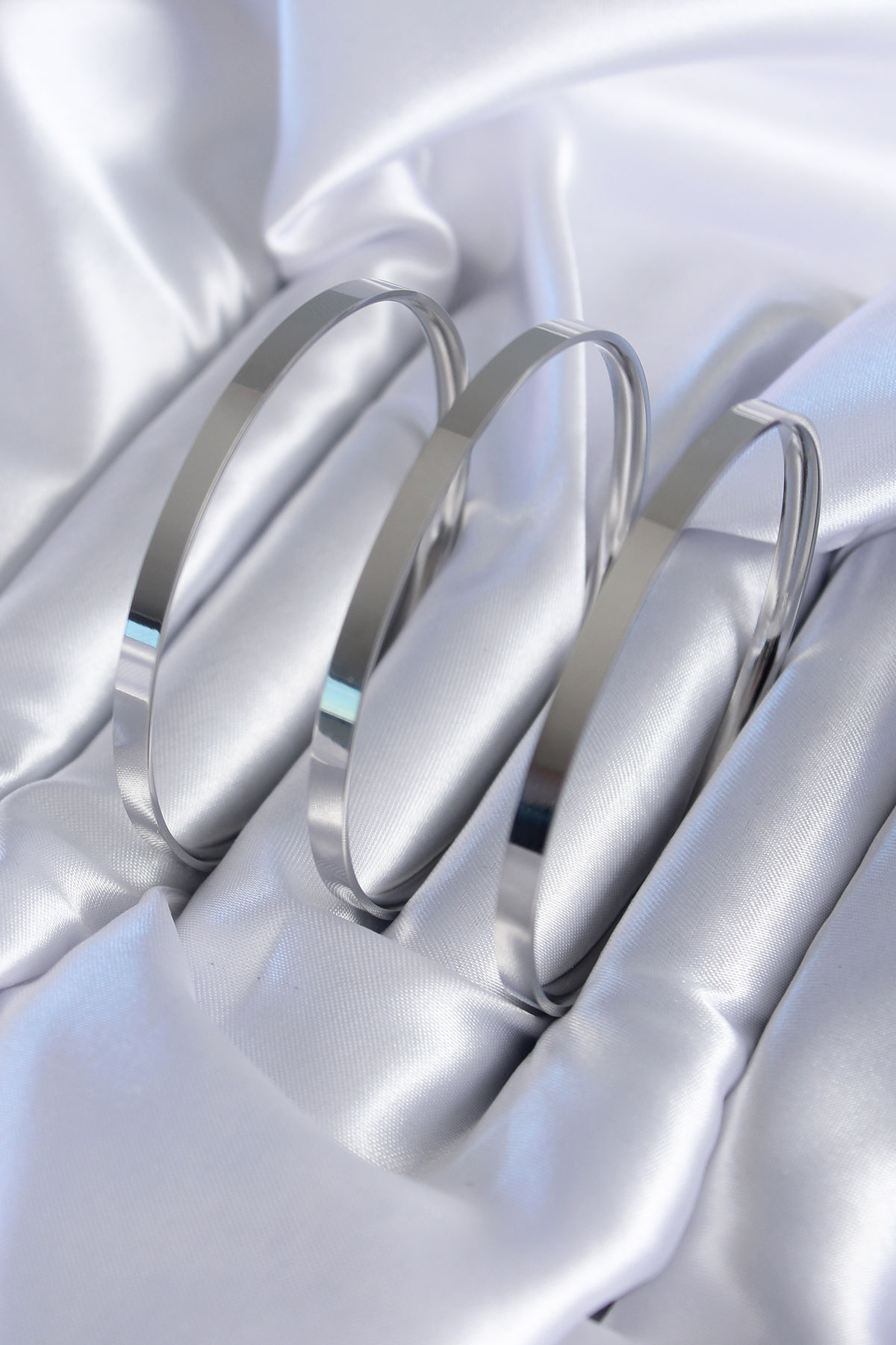 316L Çelik Gümüş Renk Ajda Model Kadın Bileklik