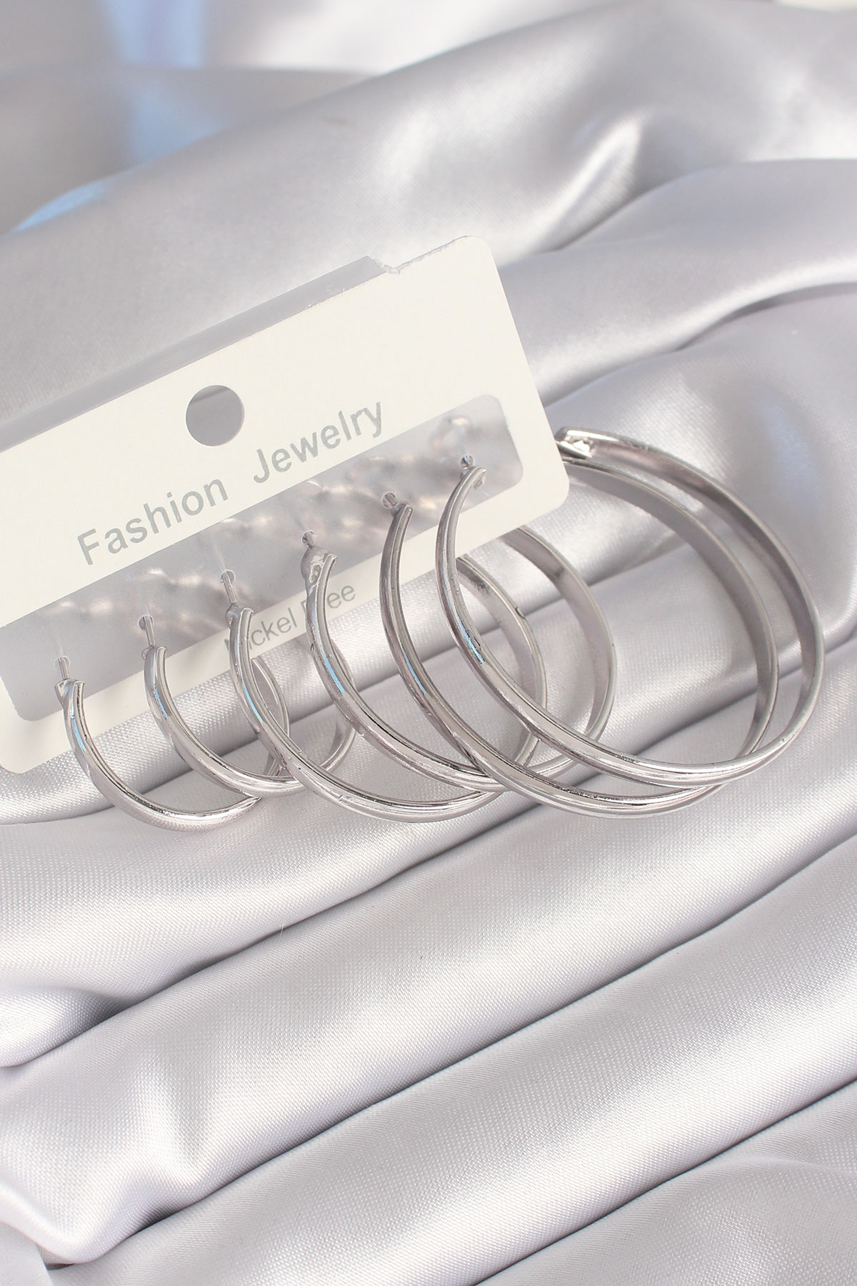 Pirinç Gümüş Renk Halka Model Kadın Küpe Seti