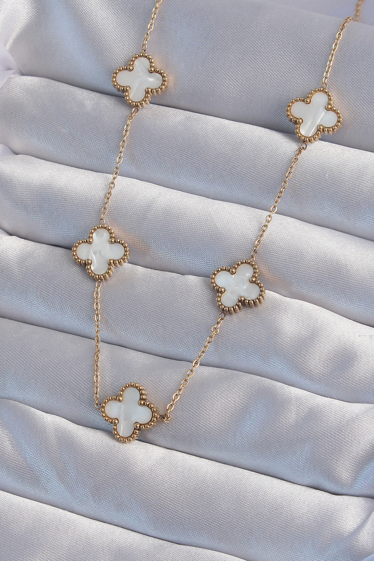 316L Çelik Gold Renk Beyaz Sedefli Yonca Kolye