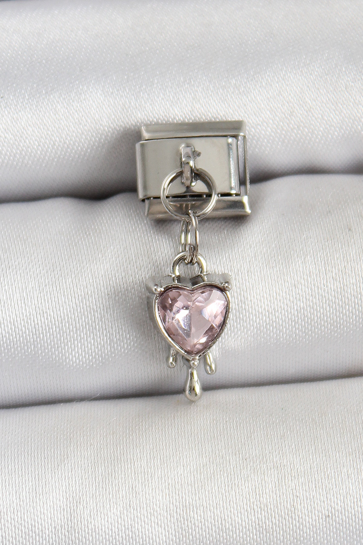 316L Çelik Gümüş Renk Pembe Kalp Model Nomination Charm