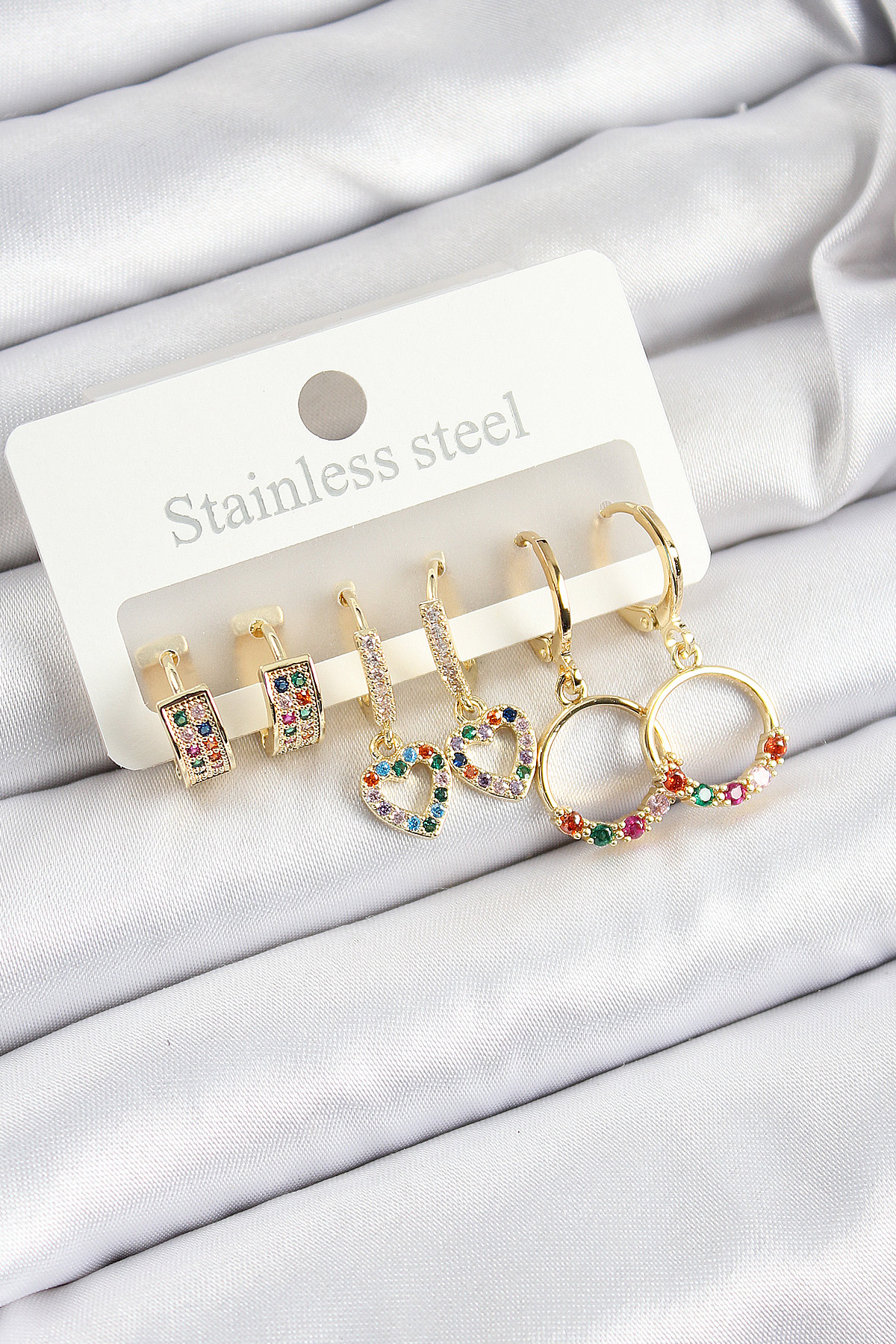 Pirinç Zirkon Taşlı Kalp Ve Halka Model Gold Renk 6'lı Set Kadın Küpe