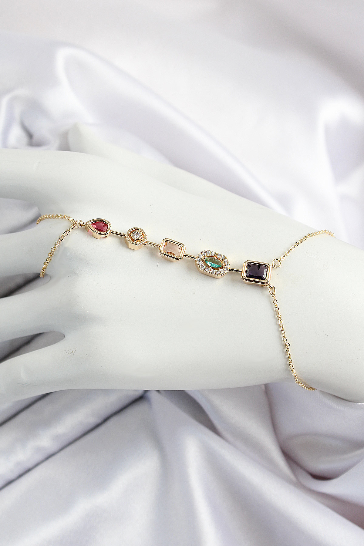 Pirinç  Renkli Zirkon Taşlı Y Model Gold Renk Kadın Şahmeran