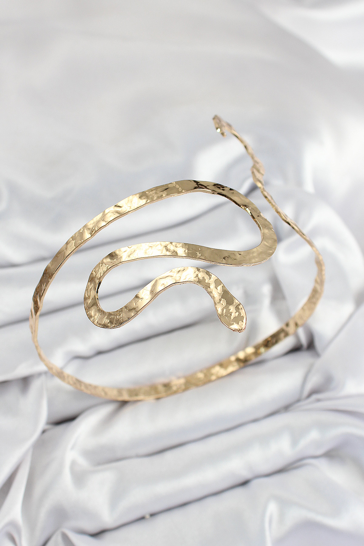 Pirinç Yılan Model Gold Renk Kadın Pazu Bileklik