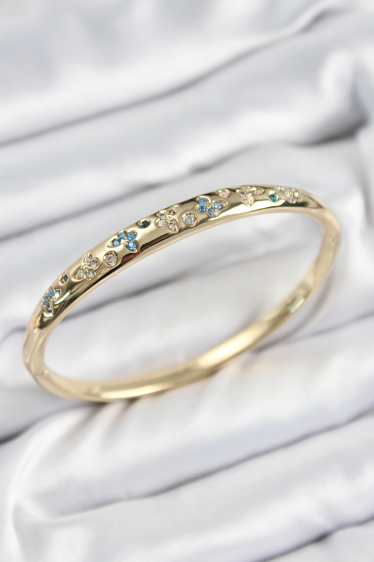 Pirinç Zirkon Taşlı Kelebek Model Gold Renk Kadın Kelepçe