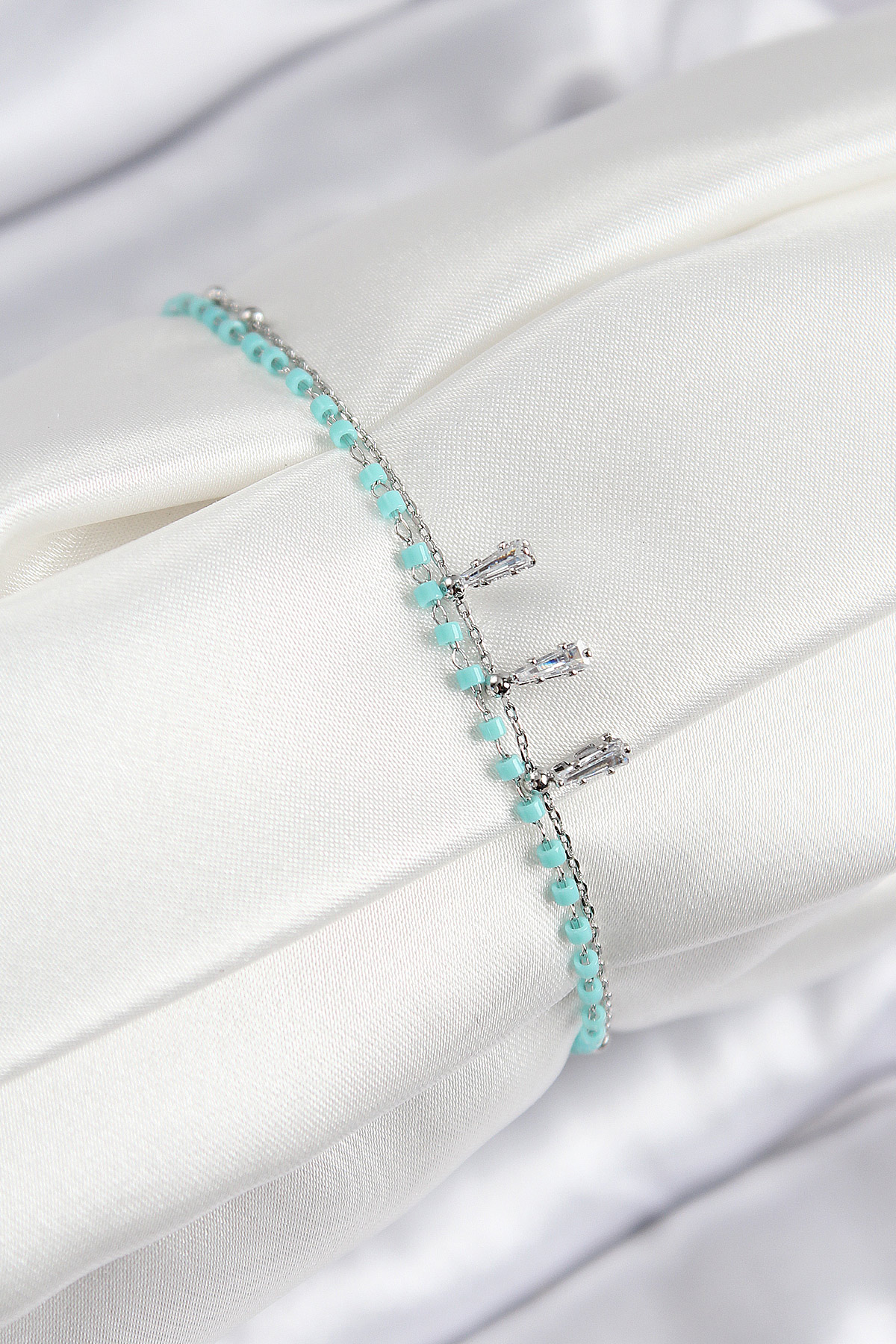 Pirinç Zirkon Taşlı Mavi Boncuklu Model Gümüş Renk Kadın Bileklik