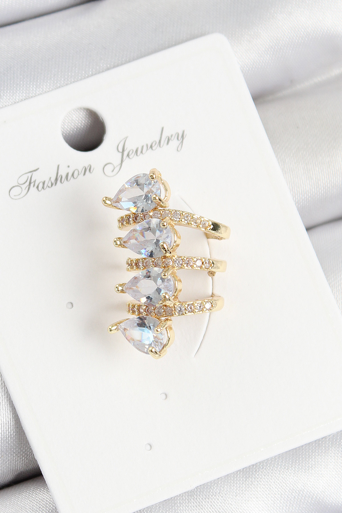 Pirinç Zirkon Taşlı Damla Model Gold Renk Sağ Kıkırdak Küpe