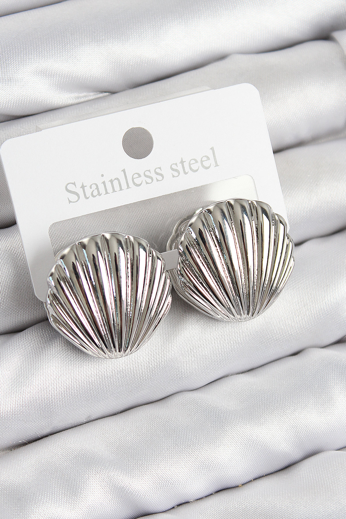 Pirinç İstiridye Model Gümüş Renk Kadın Küpe