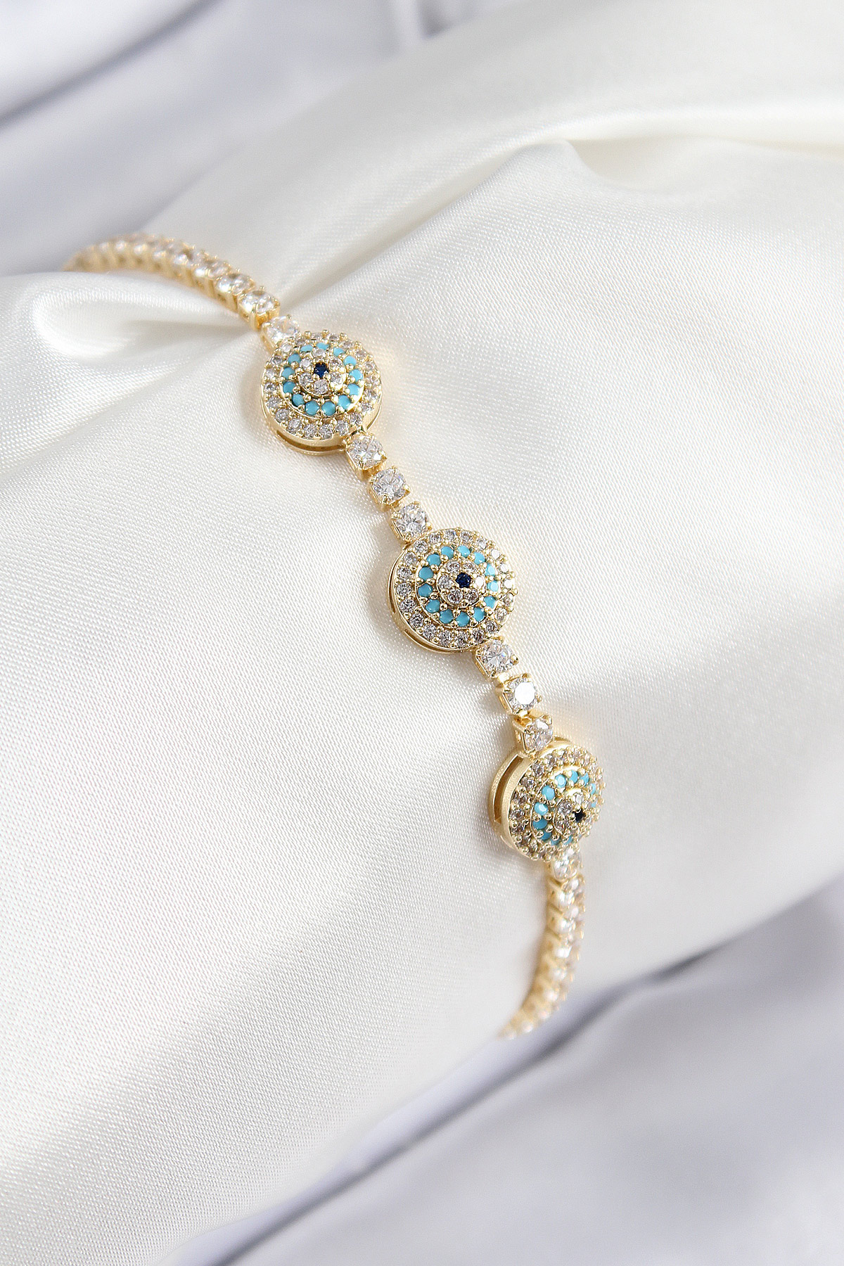 Pirinç Zirkon Taşlı Nazar Model Gold Renk Kadın Bileklik