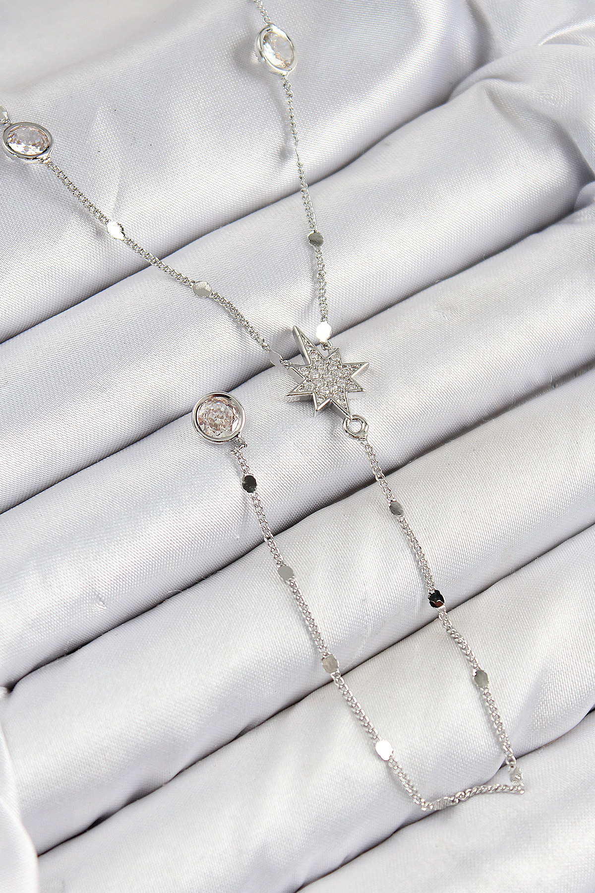 Pirinç Zirkon Taşlı Kutup Yıldızı Model Gümüş Renk Y Kolye