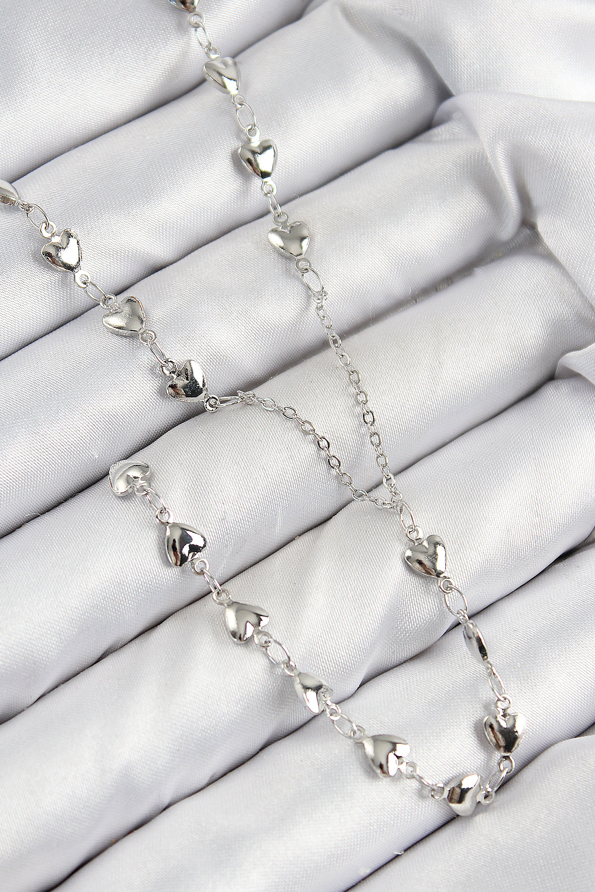 Pirinç Zirkon Taşlı Kalp Model Gümüş Renk Y Kolye