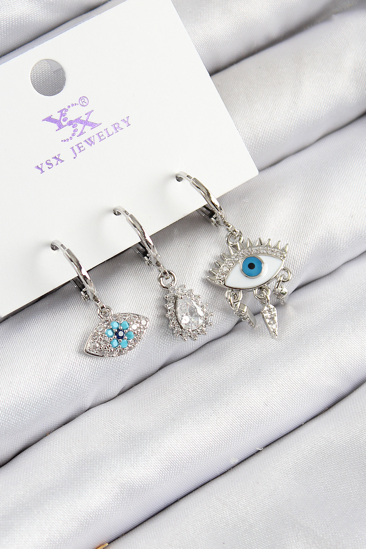 Pirinç Zirkon Taşlı 3'lü Fatma'nın Gözü Model Gümüş Renk Kadın Küpe