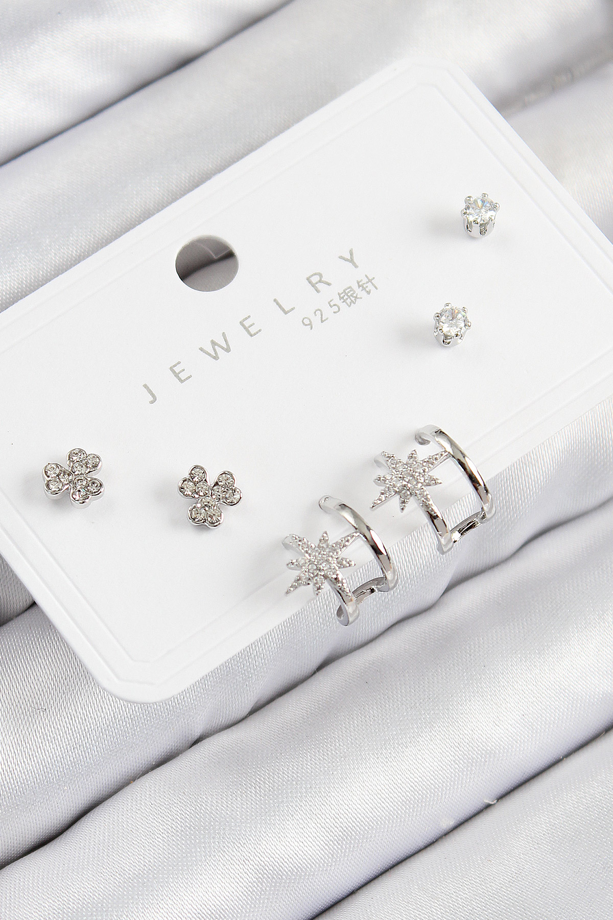 Pirinç Zirkon Taşlı Kutup Yıldızı Model Gümüş Renk 925 Ayar Gümüş Çivi Kadın Küpe Set