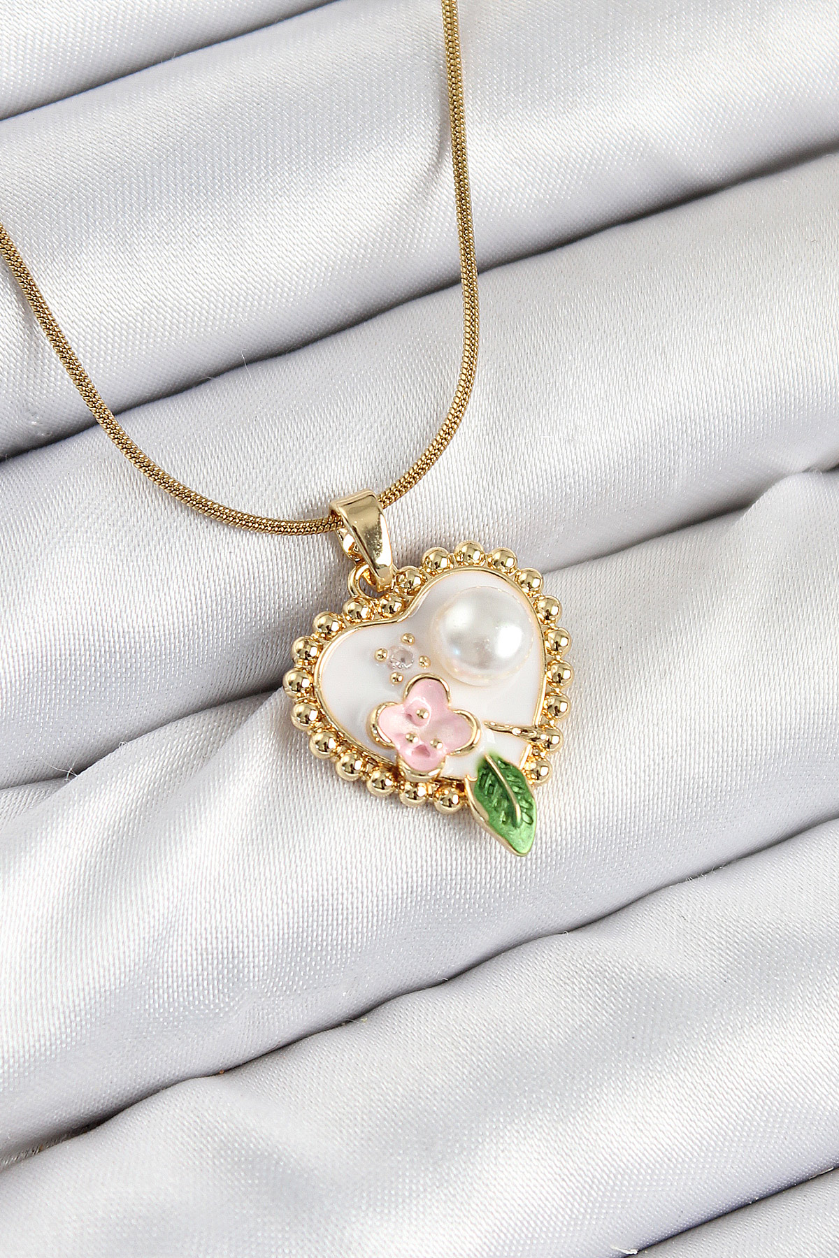 316L Çelik Sanatsal Portre Model Gold Renk Kadın Kolye