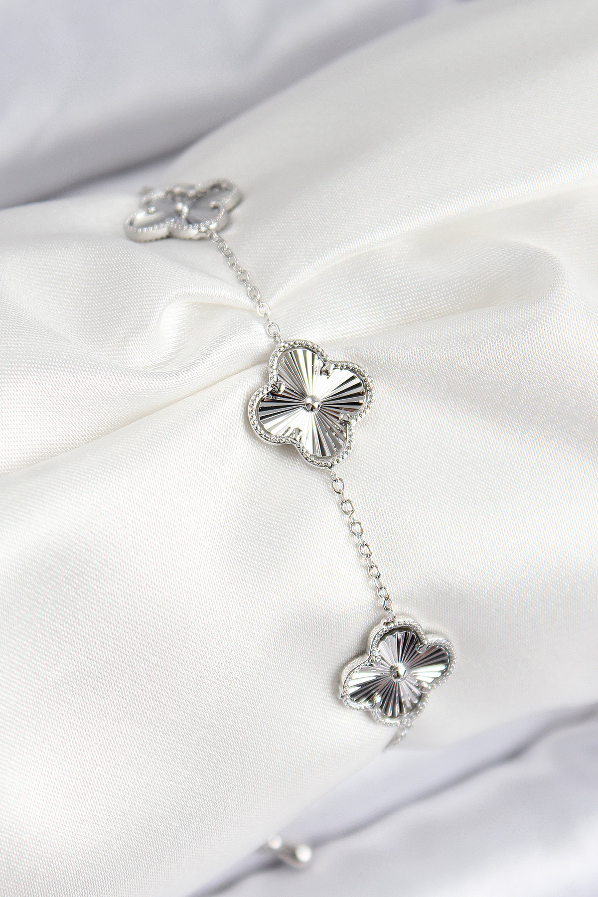 Vip Pirinç Yonca Model  Renk Kadın Bileklik