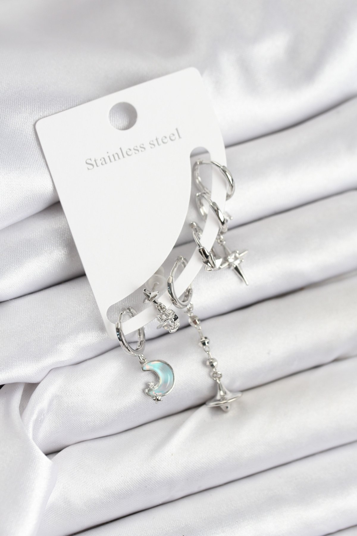 Pirinç Gümüş Renk Ay Model Kadın Set Küpe