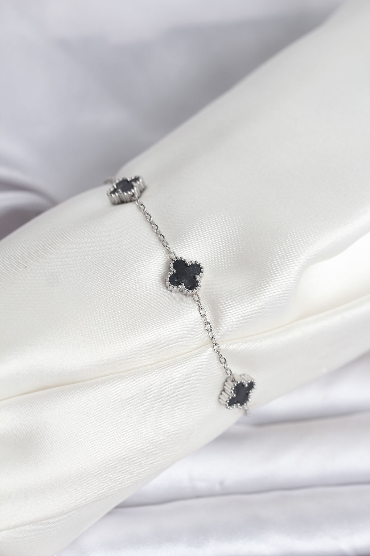 316L Çelik Gümüş Renk Siyah Baby Boy Yonca Bileklik