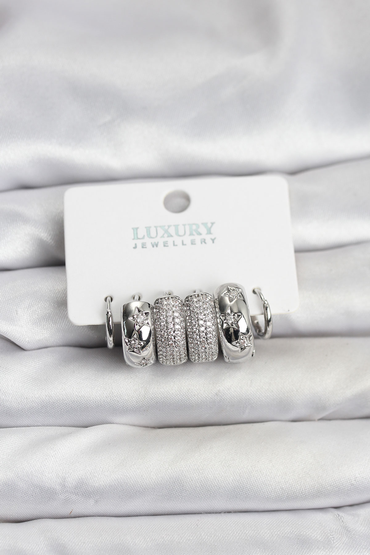 Zirkon Taşlı Pirinç Gümüş Renk Halka Kadın Küpe Seti