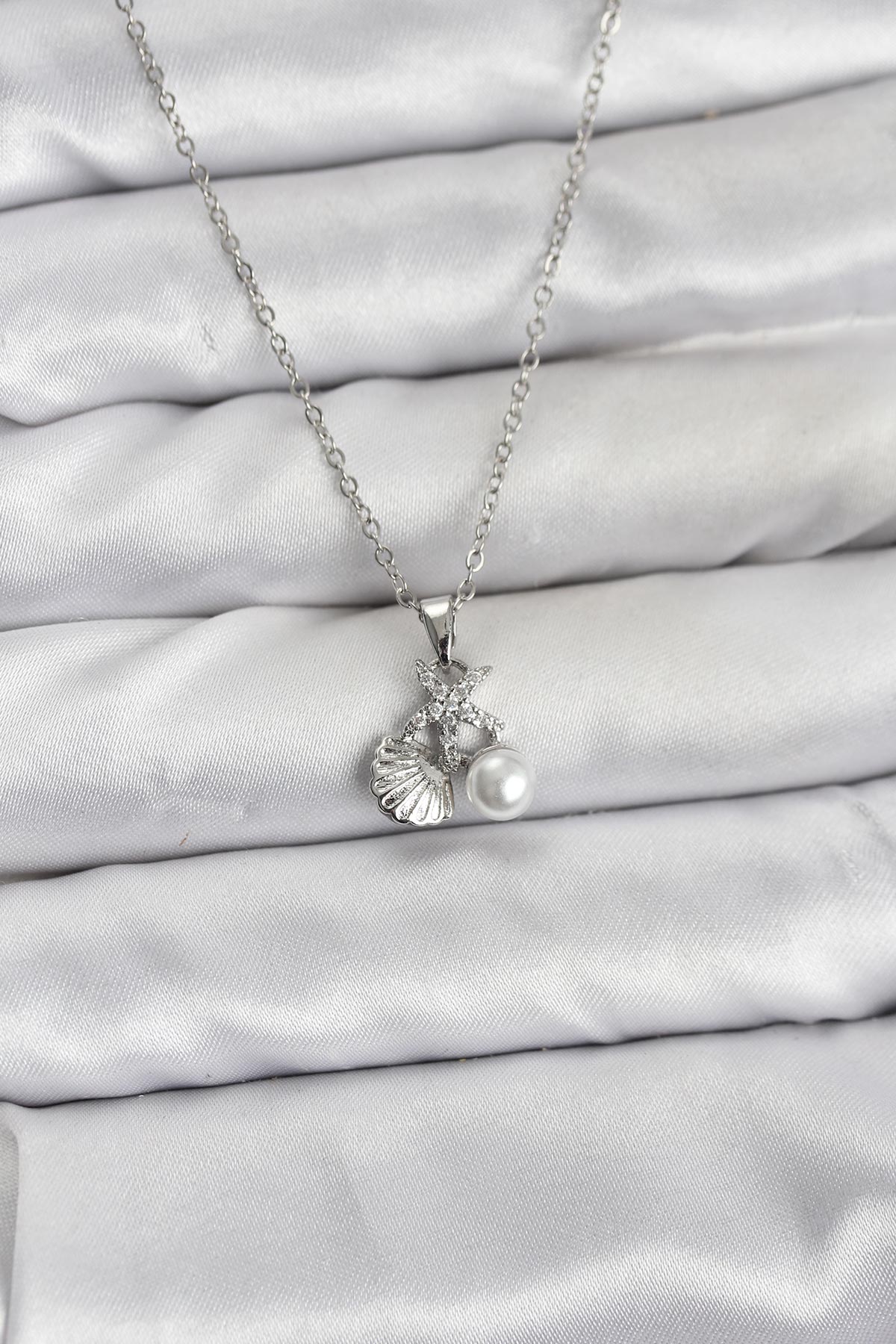 316L Çelik Zincir Gümüş Renk Deniz Kabuğu ve Deniz Yıldızı Model Zirkon Taşlı Kadın Kolye