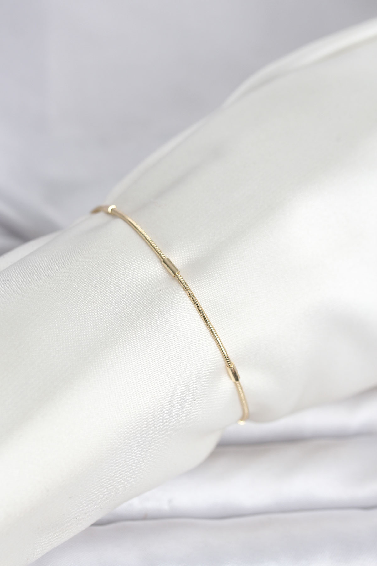 CM 14K Gold Renk Barlı Yılan Zincir Model Kadın Bileklik