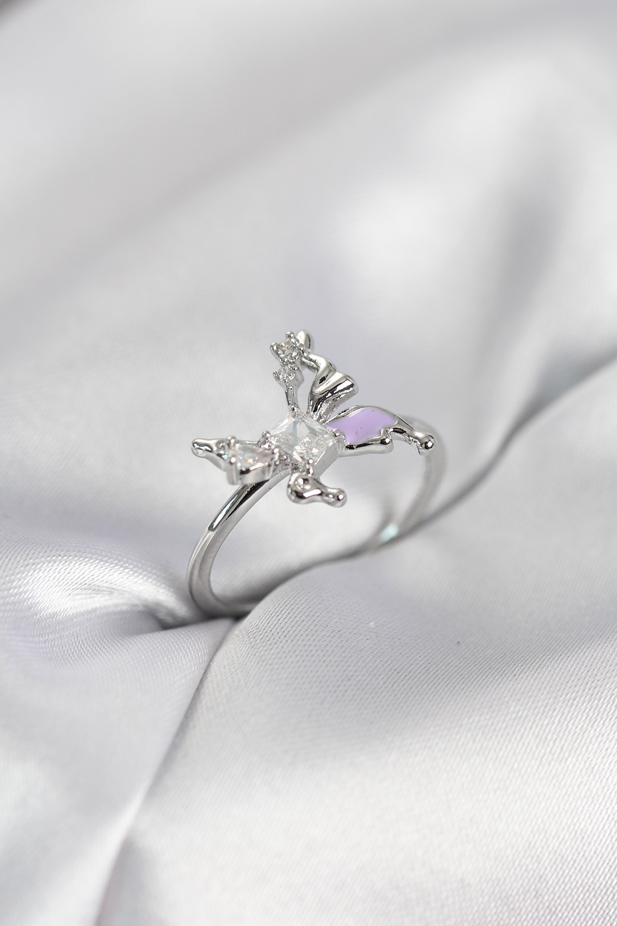 Gümüş Renk Kelebek Model Zirkon Taşlı Kadın Yüzük