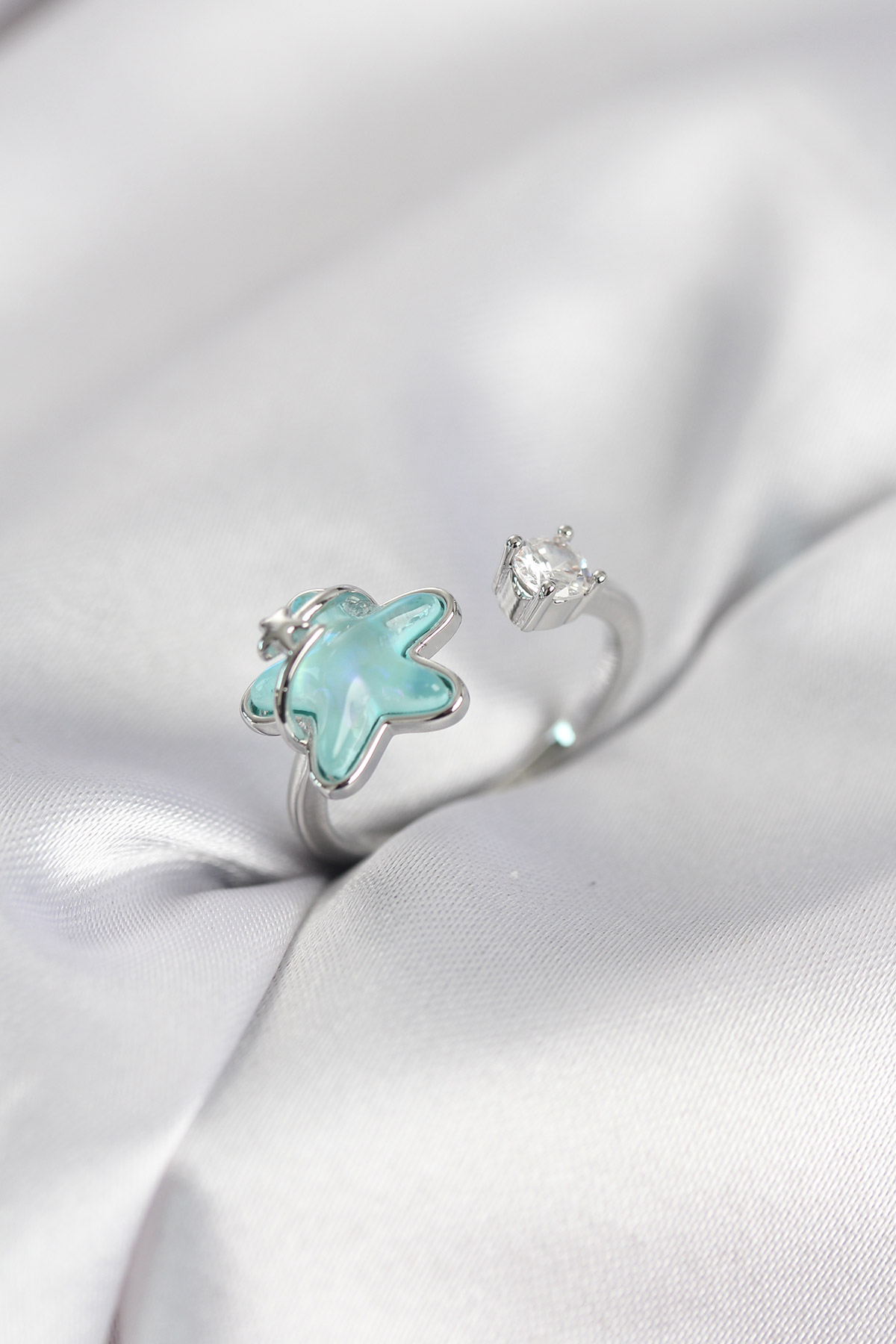 Gümüş Renk Turkuaz Yıldız Model Kadın Yüzük