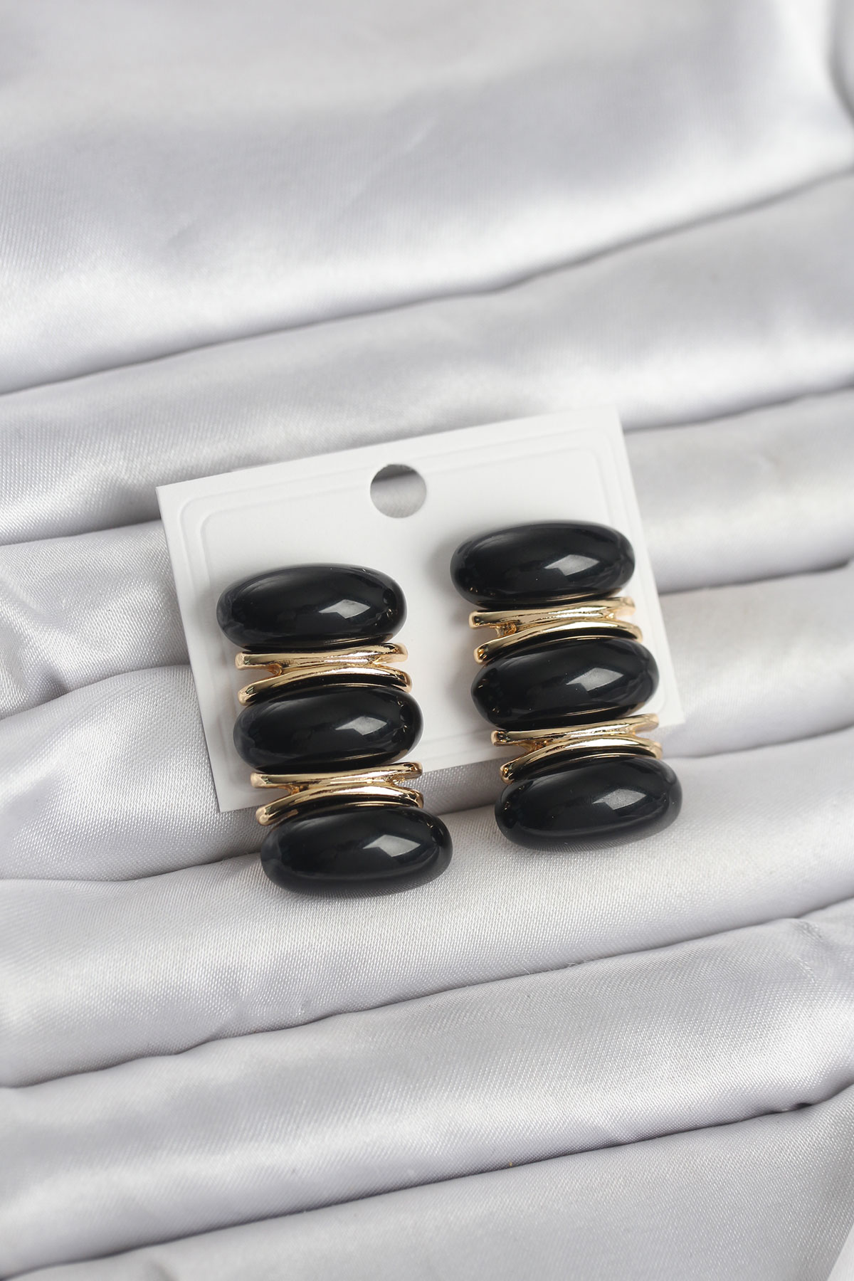 Siyah Vintage Model Gold Renk Kadın Küpe