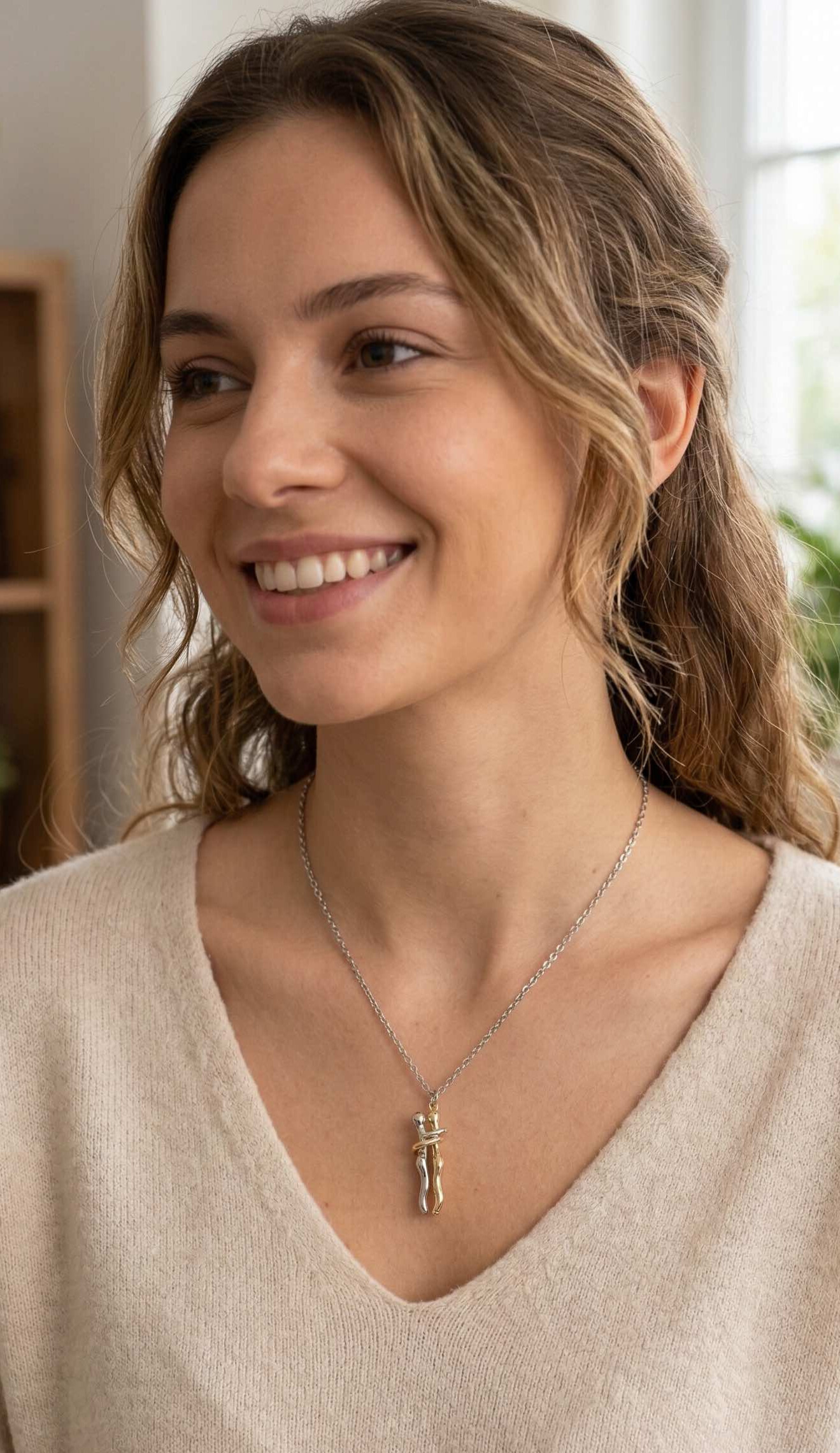 316L Çelik Gümüş Renk Zincir Sarılma Model Kadın Kolye