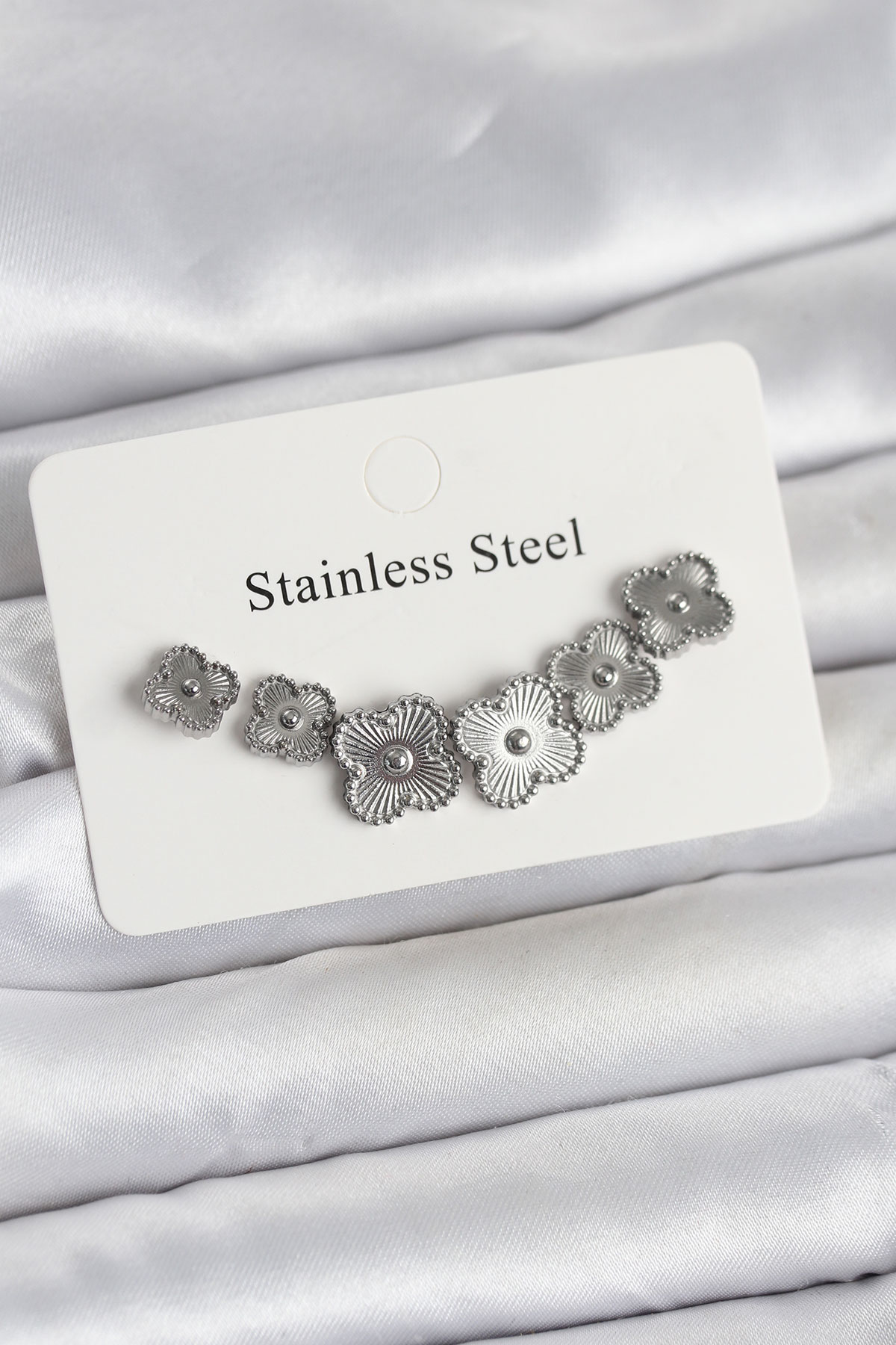 316L Çelik Gümüş Renk Yonca Küpe Seti