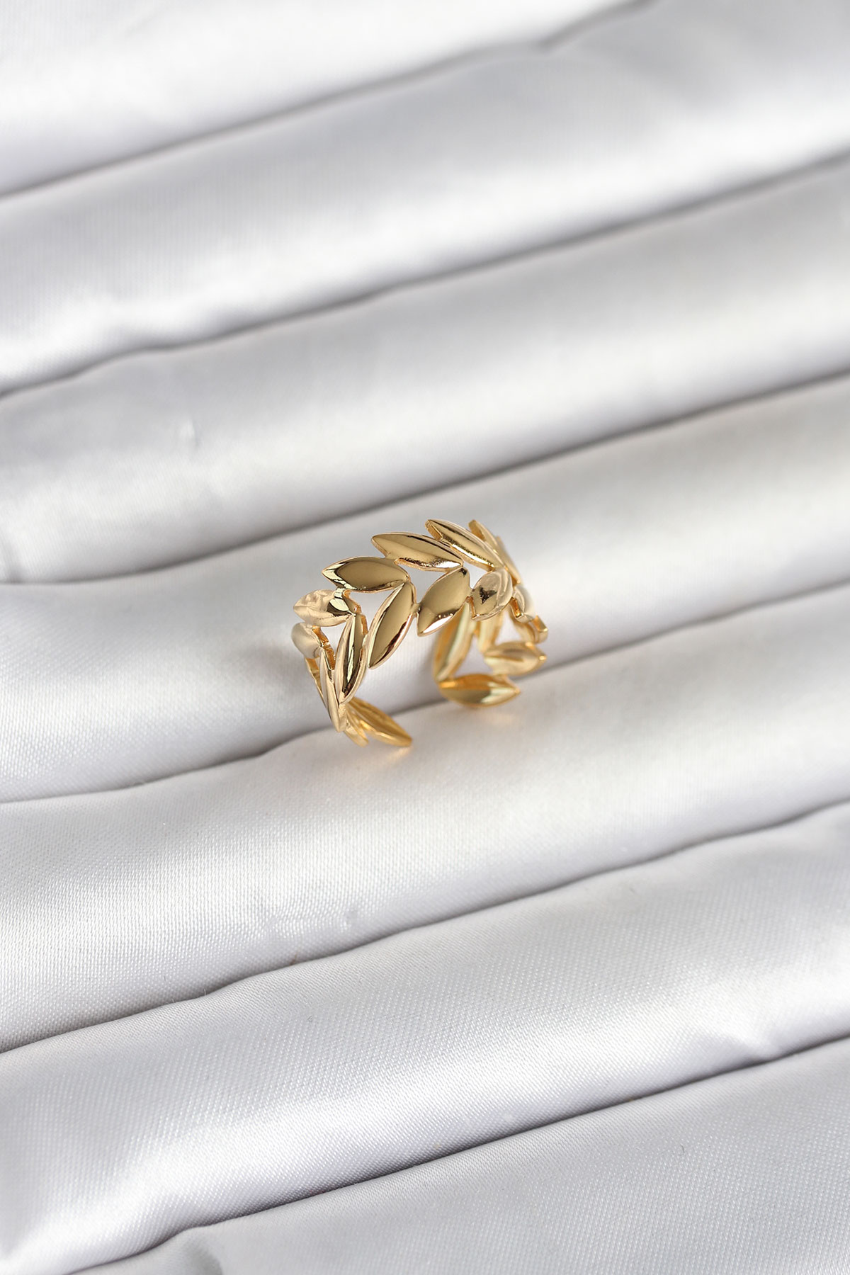 316L Çelik Gold Renk Başak Figür Kadın Yüzük