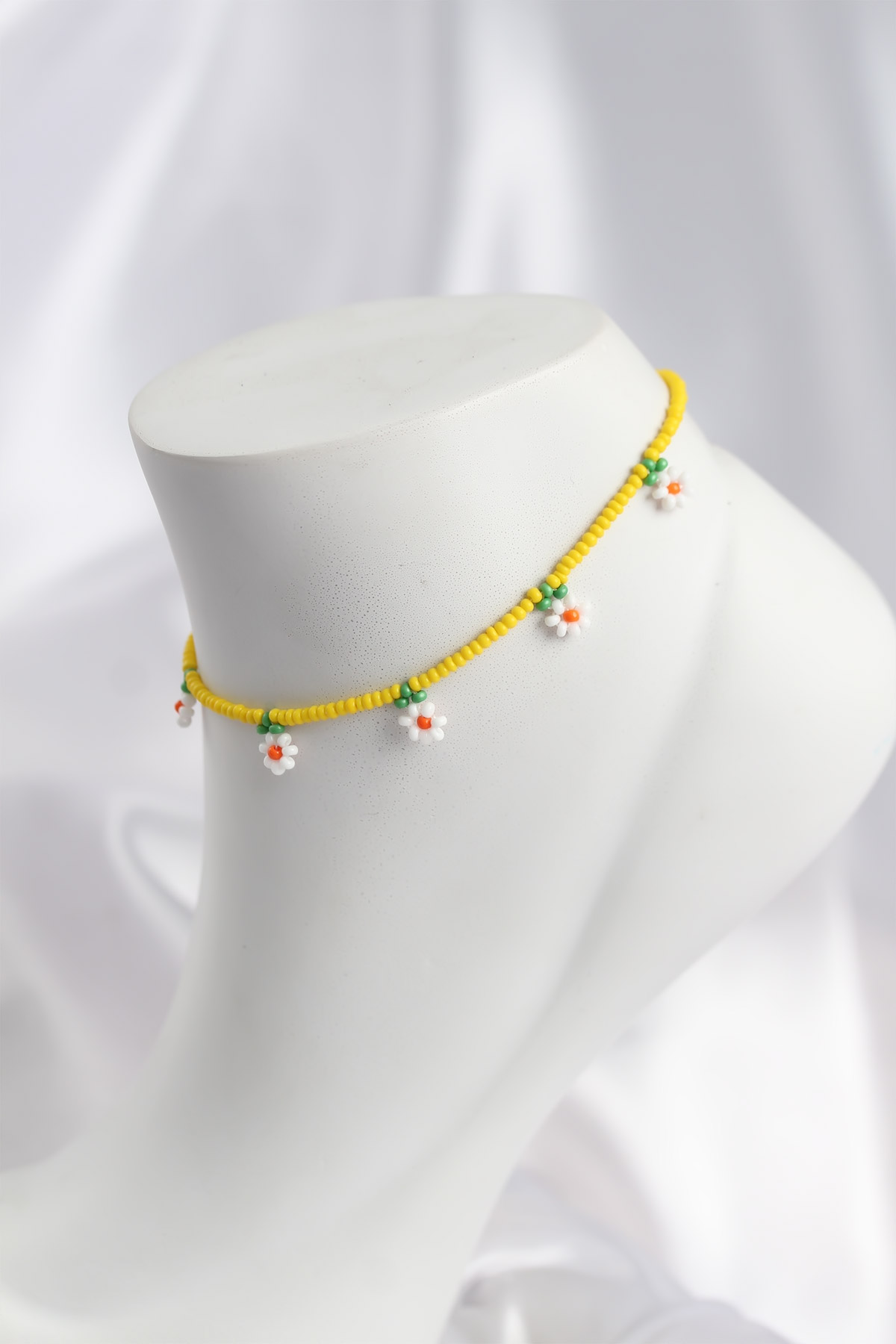 Sarı Renk Boncuklu Papatya Motifli Halhal