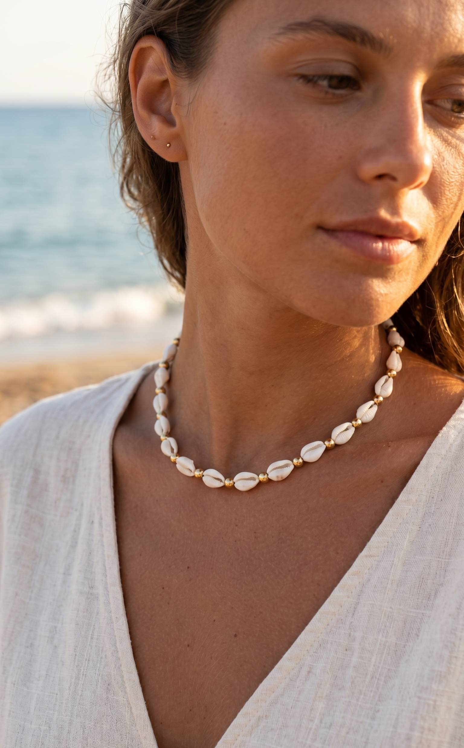 Beyaz Doğal Deniz Kabuğu Dizi Kadın Kolye