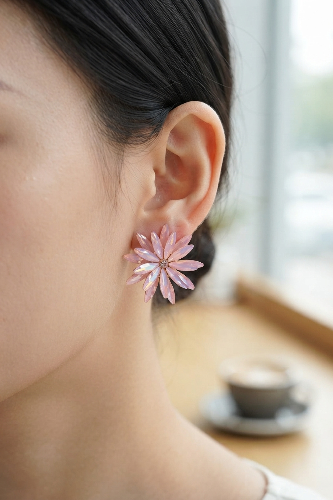 Shekka Lotus Model Pembe Renk Kristal Taşlı Kadın Küpe — görsel 1