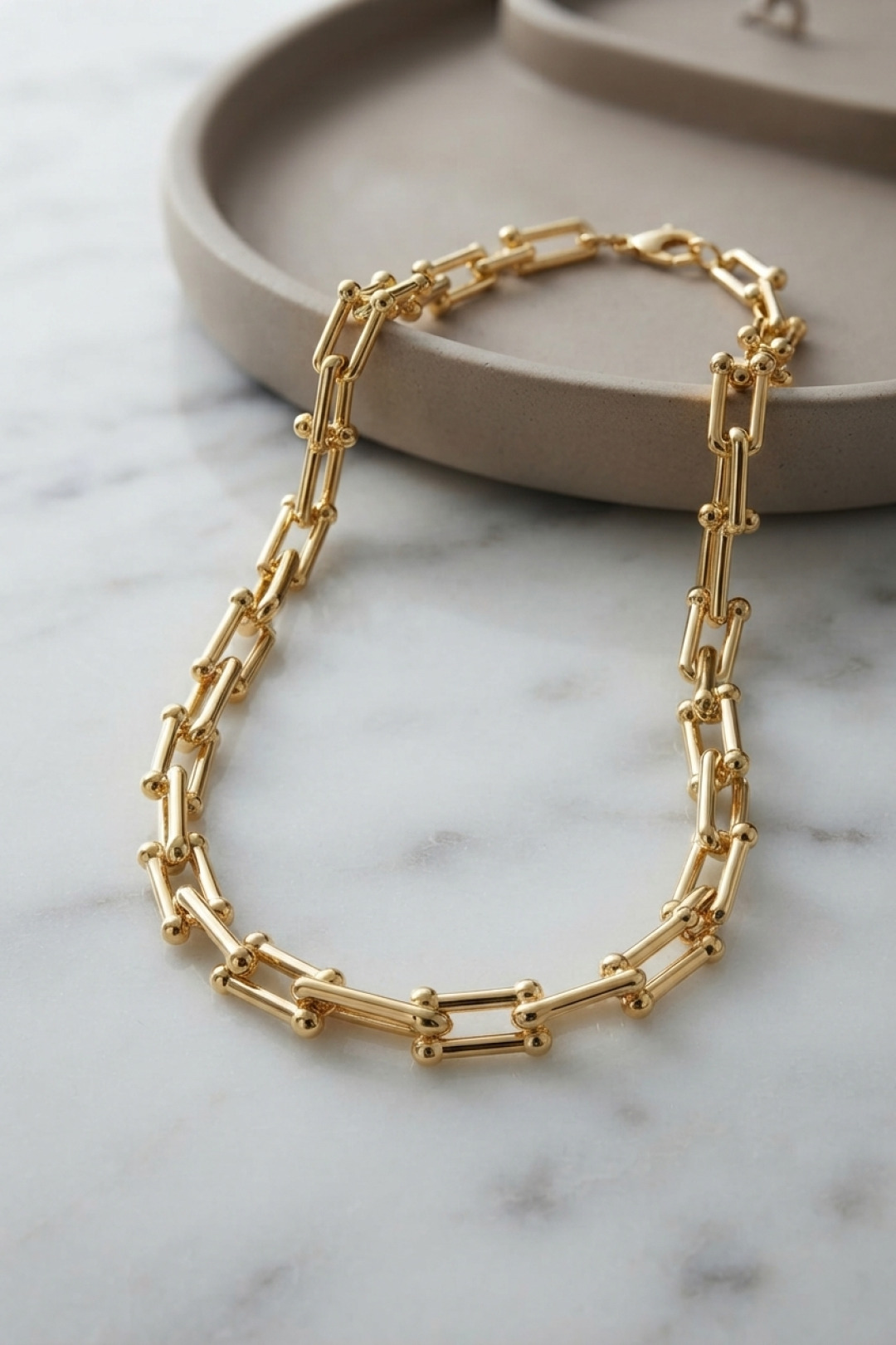Shekka Gold Renk Pirinç Tifani Model Kadın Kolye — görsel 1