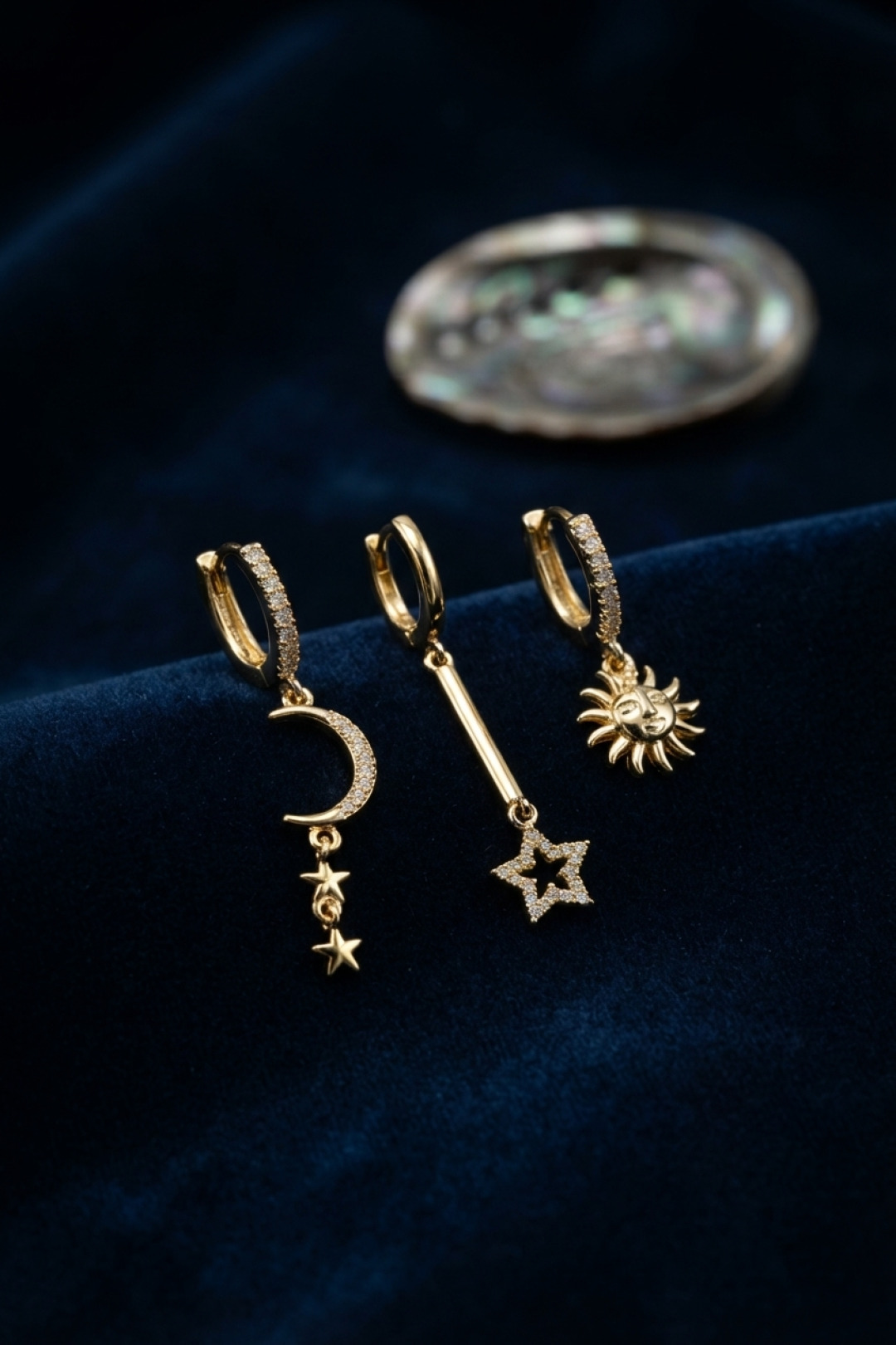 Shekka 3 lü Set Ay Yıldız ve Güneş Model Gold Renk Kadın Küpe — görsel 1