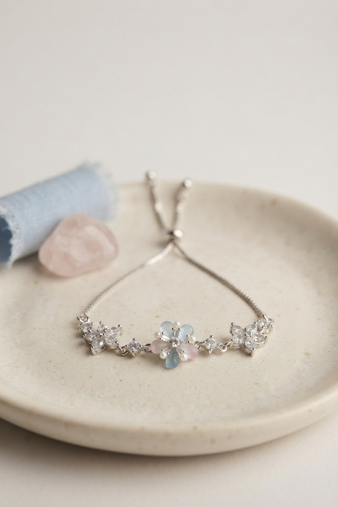 Silver Tone Zircon Stone Brass Daisy Adjustable Bracelet