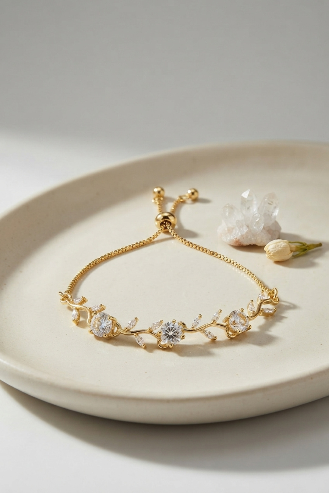 Gold Zircon Stone Brass Ivy Flower Model Adjustable Bracelet