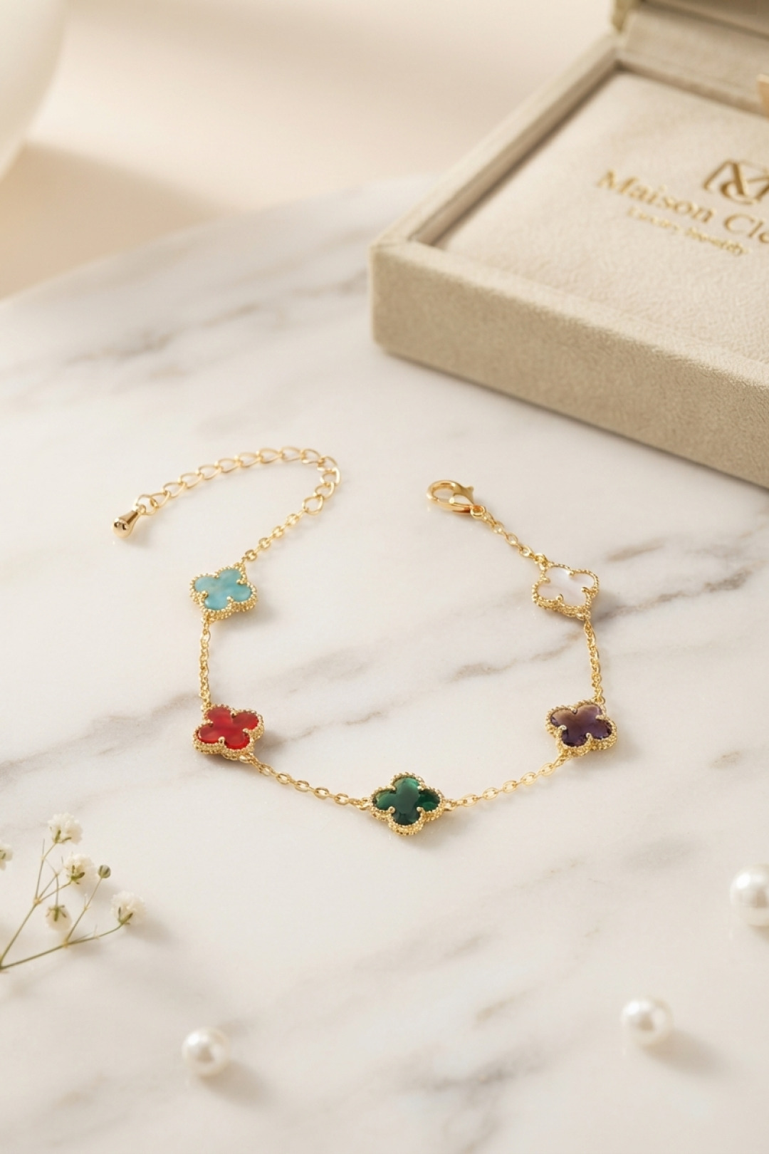 Renkli Kristal Taşlı Gold Renk Yonca Model Kadın Bileklik
