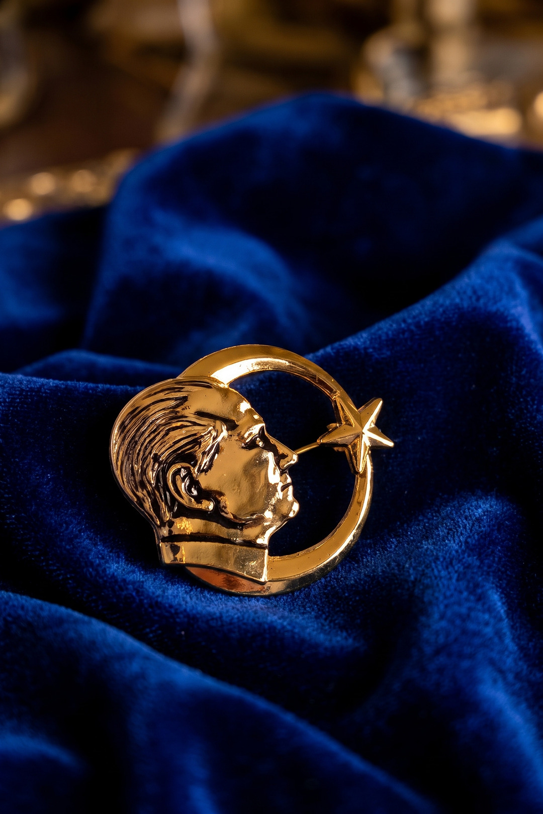 Atatürk Portre ve Ay Yıldız Model Gold Renk Pirinç Broş